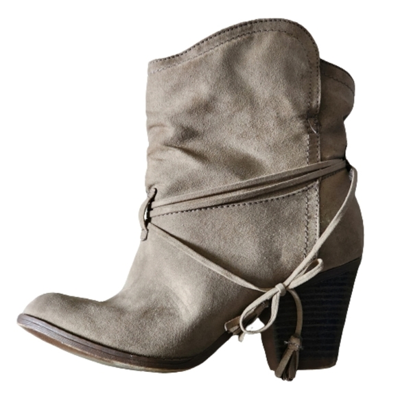 Misha western ankle booties color tan size 7 - Picture 1 of 6